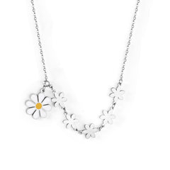 "Sweet Daisy Dreams: Halskette mit weißem Blumenanhänger"