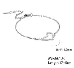 „Afrika-Charm-Armband: Minimalistisches und mutiges Design“
