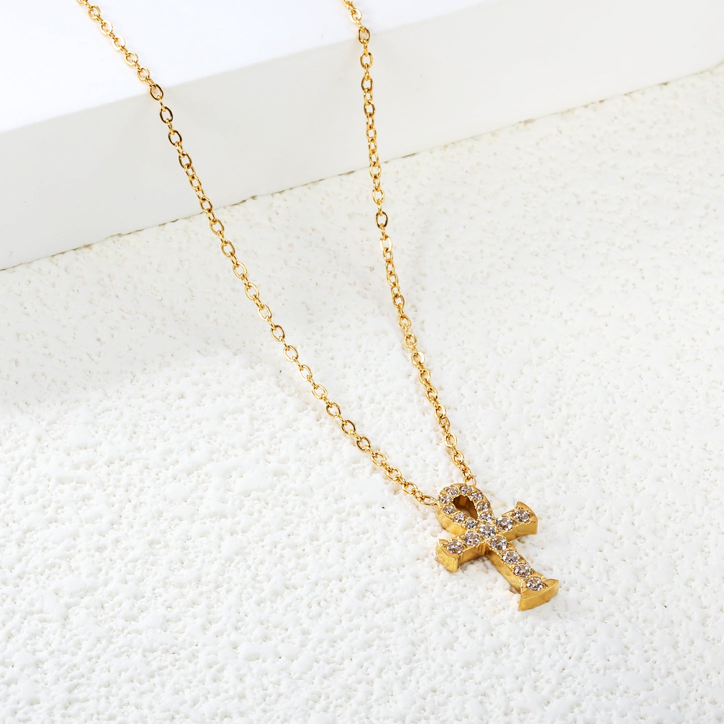 Golden Ankh Necklace: Sparkle of Eternal Style