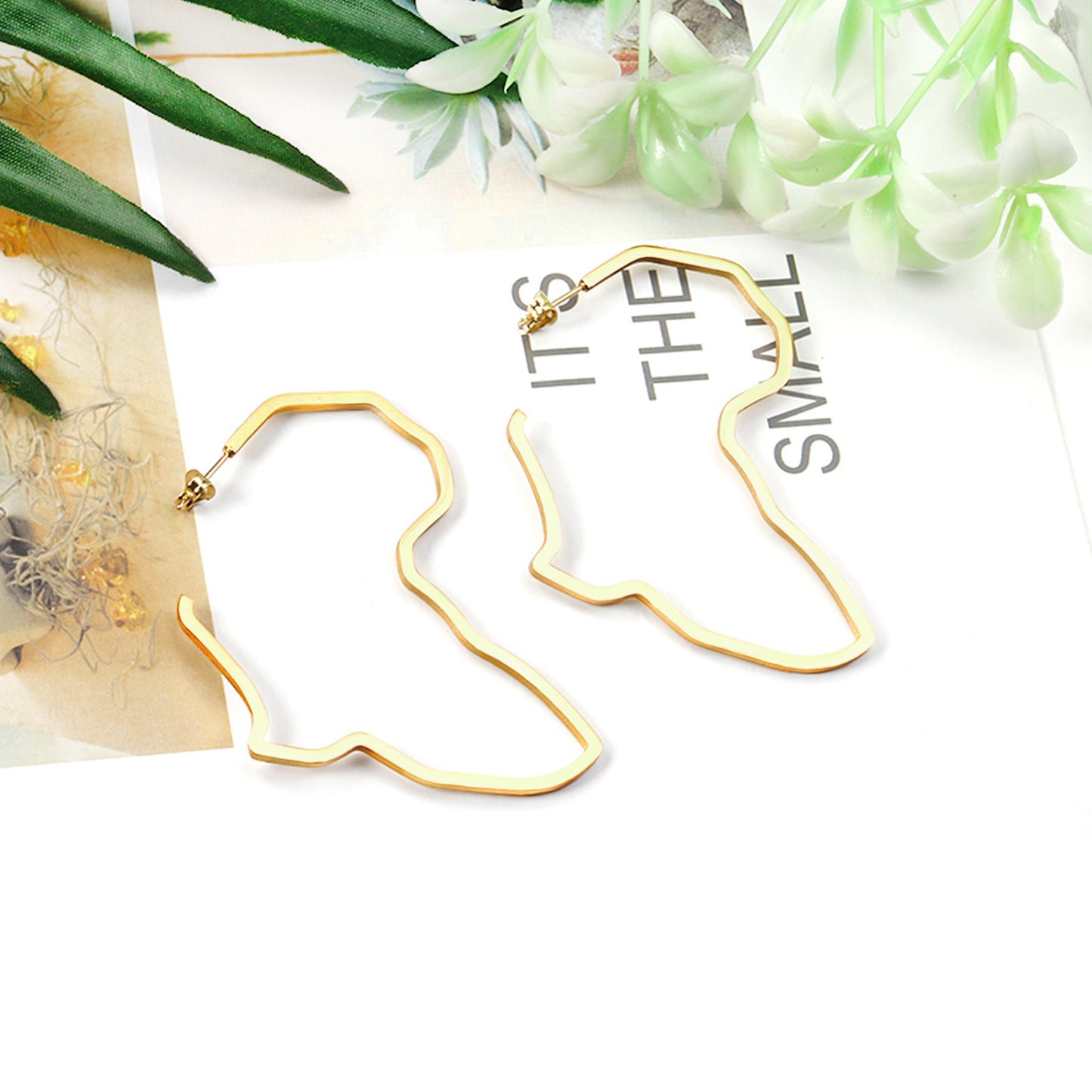 Golden Africa Hoop Earrings: Bold and Unique Design