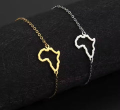 „Afrika-Charm-Armband: Minimalistisches und mutiges Design“